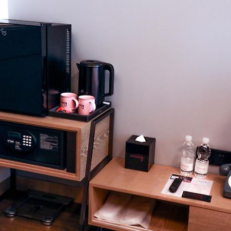 Moxy Shenzhen North Station Hotel ภายนอก รูปภาพ