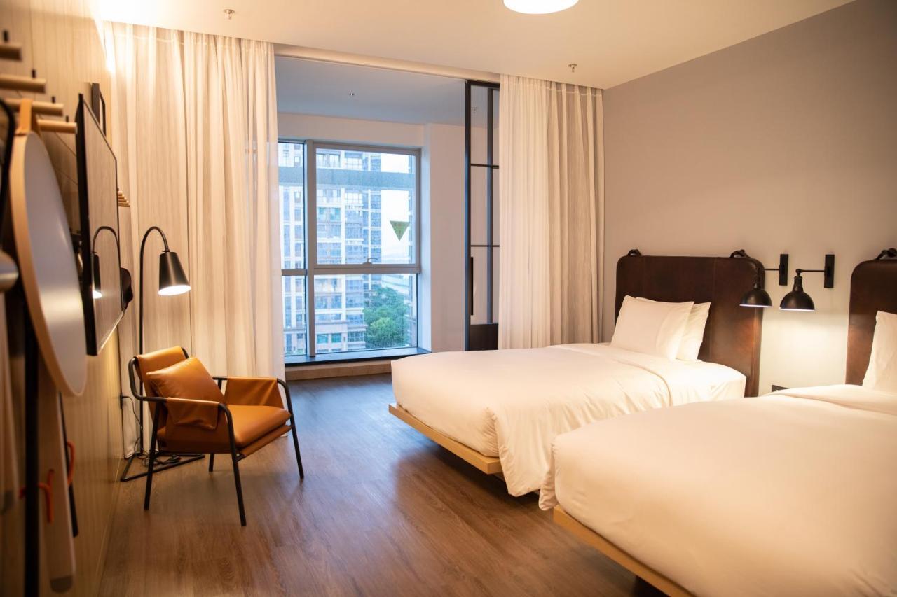 Moxy Shenzhen North Station Hotel ภายนอก รูปภาพ