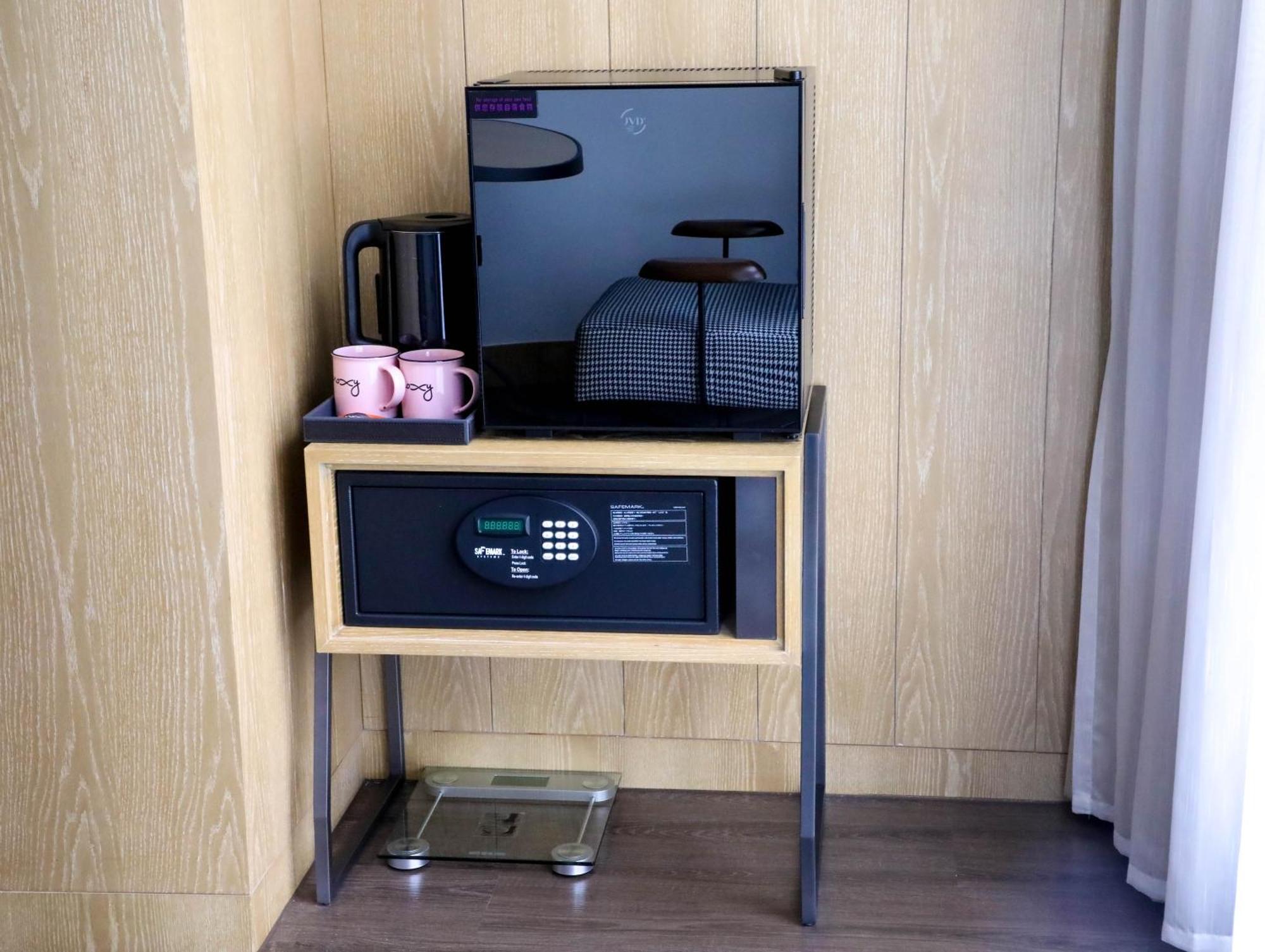 Moxy Shenzhen North Station Hotel ภายนอก รูปภาพ