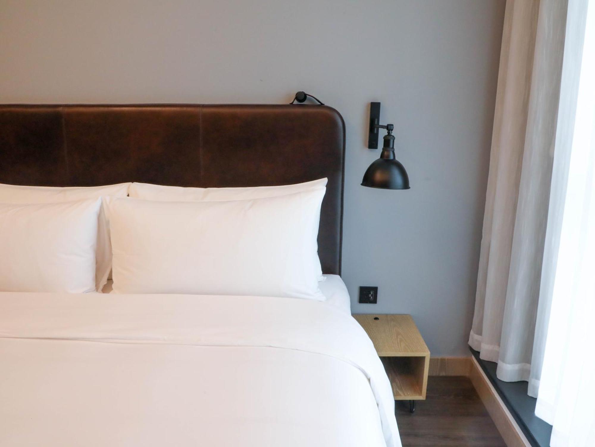 Moxy Shenzhen North Station Hotel ภายนอก รูปภาพ