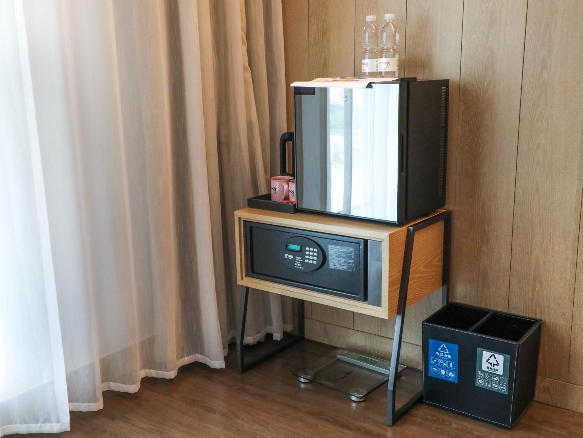 Moxy Shenzhen North Station Hotel ภายนอก รูปภาพ