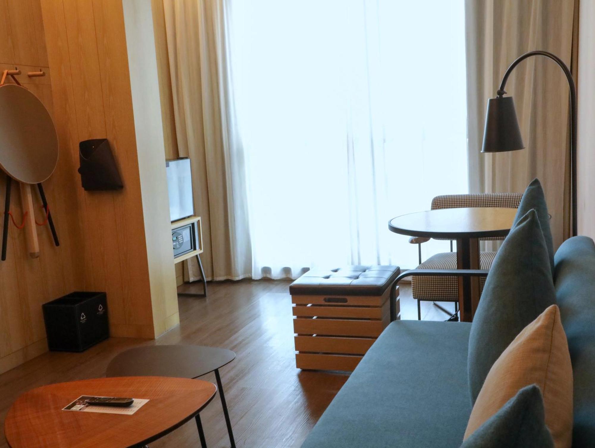 Moxy Shenzhen North Station Hotel ภายนอก รูปภาพ