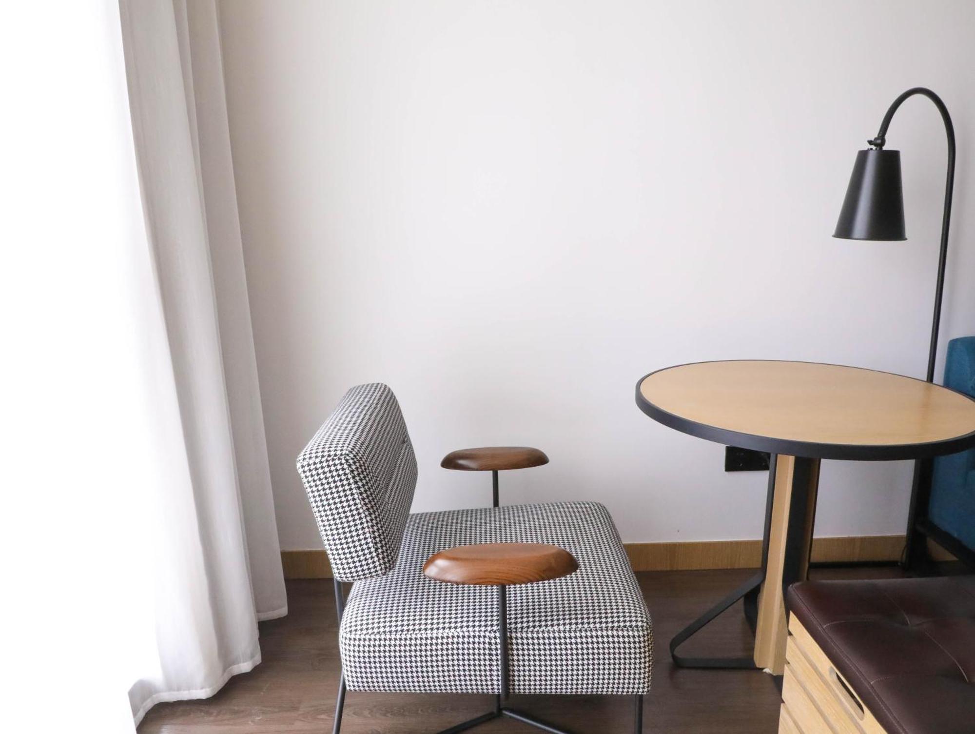 Moxy Shenzhen North Station Hotel ภายนอก รูปภาพ